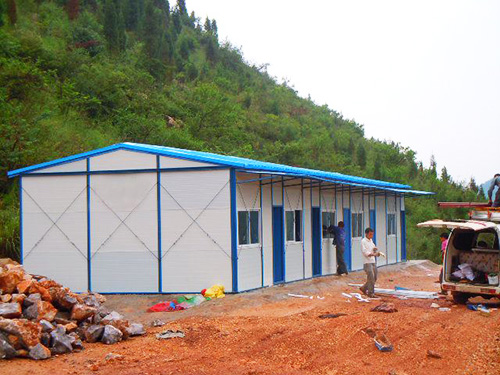 濟南活動板房廠家告訴你應該怎么進行清洗活動板房 濟南活動板房廠家